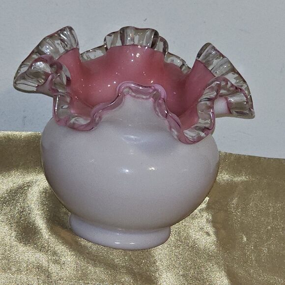 Vintage FENTON Cased Milk Glass Silver Crest White Rose Bowl Pink Ruffled - Picture 2 of 10
